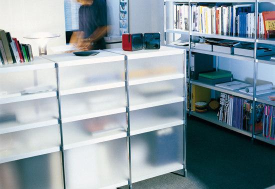 SEC20bookshelf20lib010_12.jpg