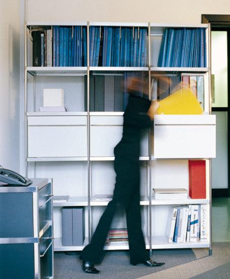 SEC20bookshelf20lib010_7.jpg
